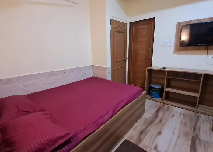 Madhyamgram Guest Houses