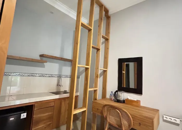 Seminyak (Bali) Guest Houses