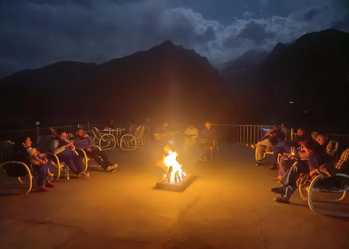 Karimabad (Hunza) Guest Houses