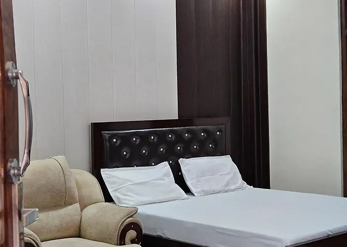 Ayodhya Guest Houses