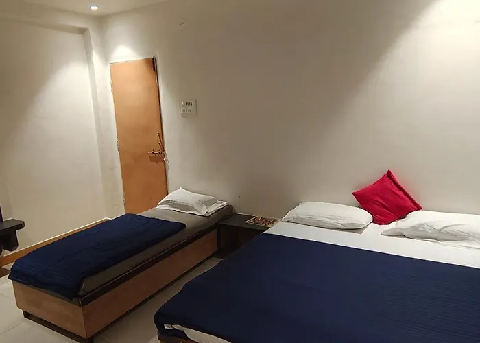 Shirdi Guest Houses