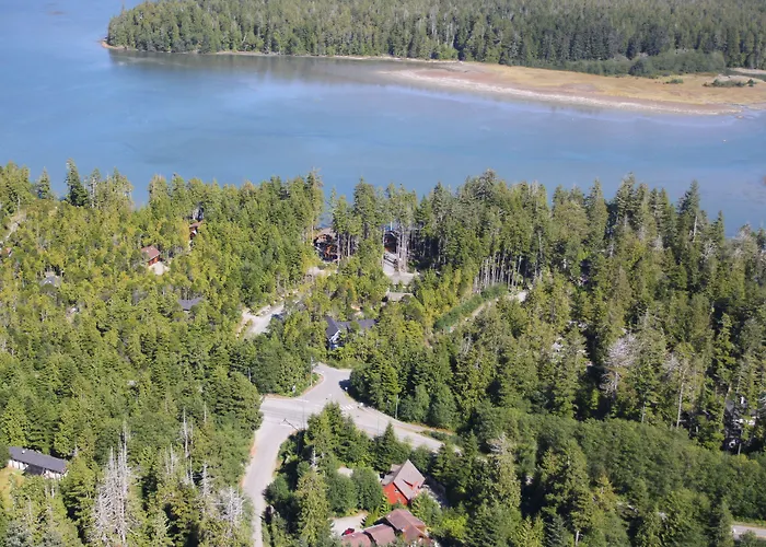 Tofino Guest Houses
