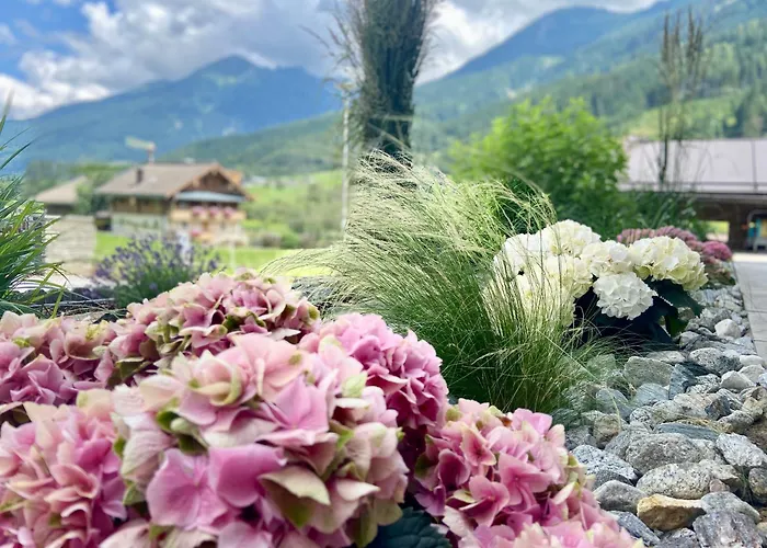 Neukirchen am Grossvenediger Guest Houses