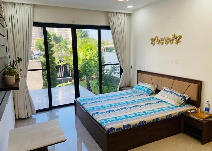 Chandigarh Guest Houses