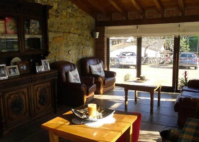 Santillana del Mar Guest Houses